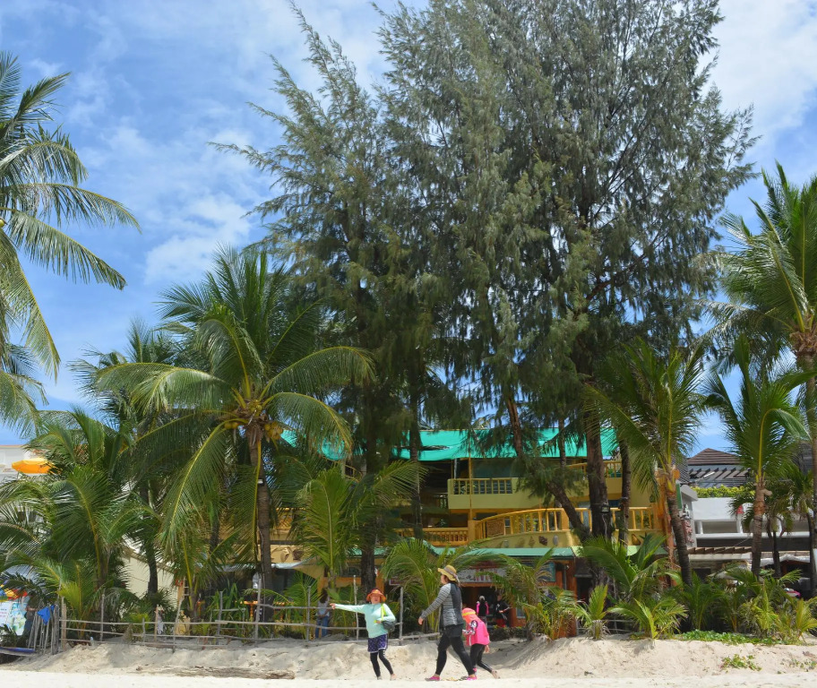 La Isla Bonita Resort and Spa