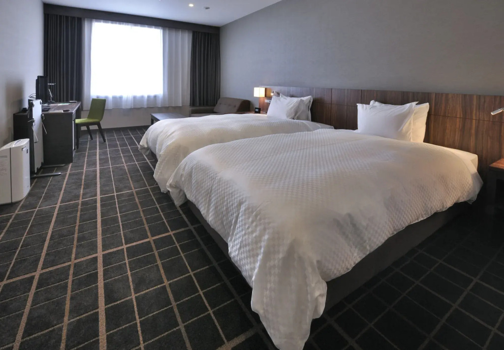 JR-East Hotel Mets Utsunomiya