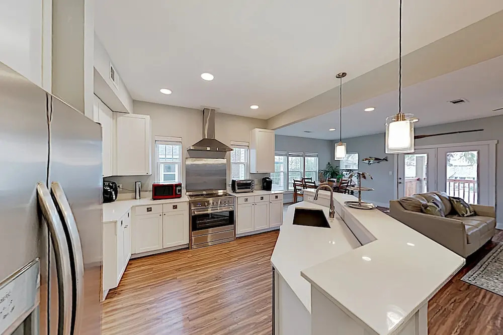New Listing! Brand-new Canal-side W/ Deck 3 Bedroom Home