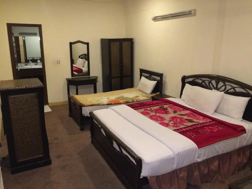Move-N-Pick Murree