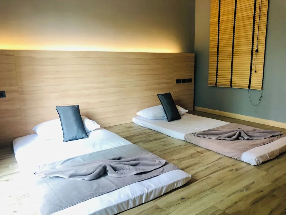 Iconic Suite(Sha Certified)