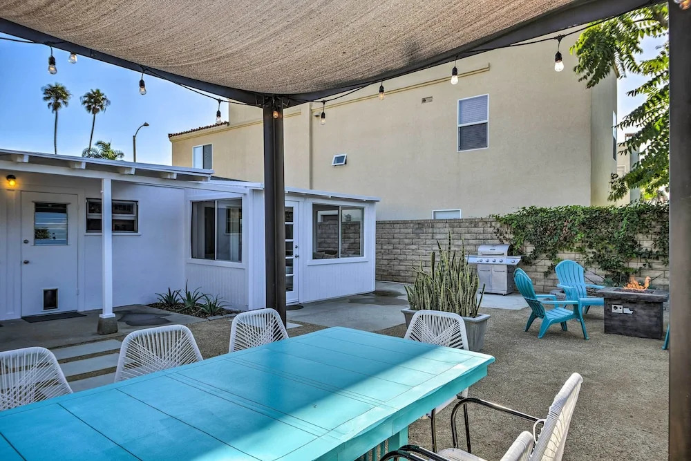 Remodeled Ventura Beach Home With Yard & Fire Pit!