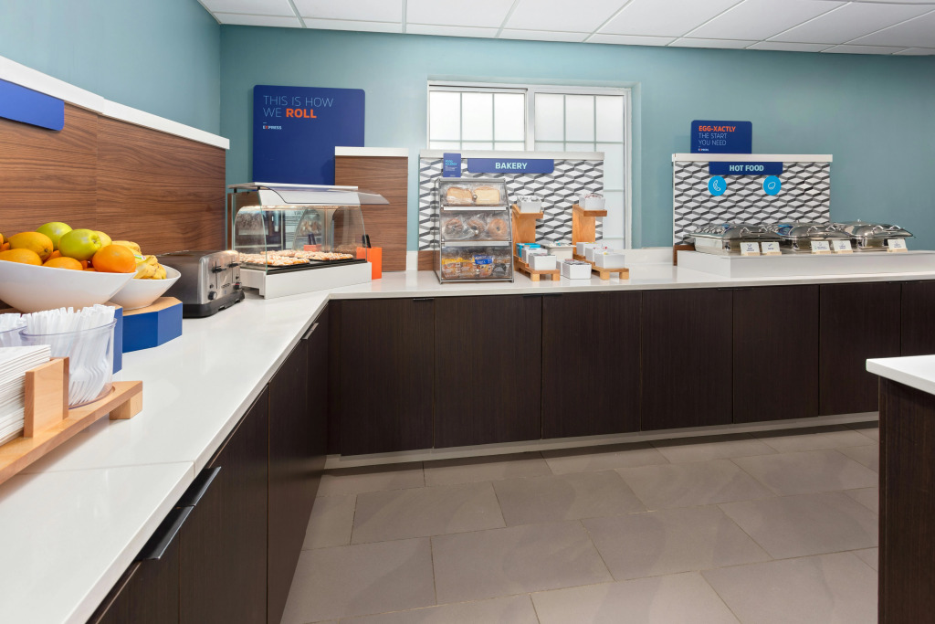 Holiday Inn Express Hotel & Suites Acme-Traverse City by IHG