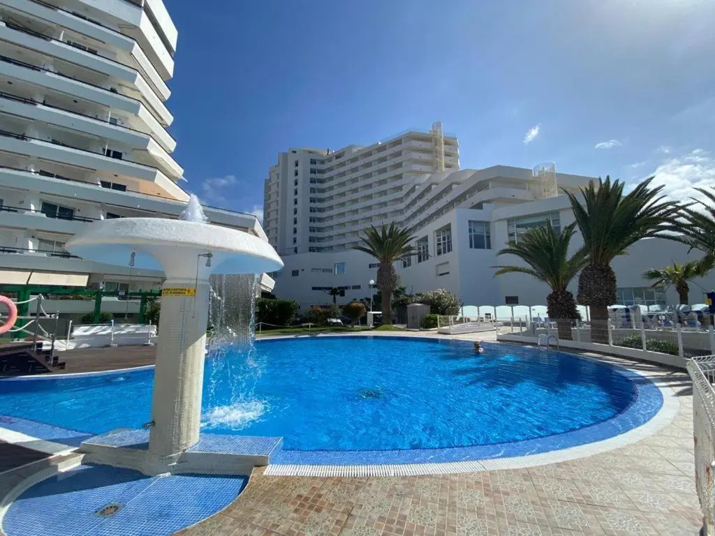 Club Villa Mar- First line modern spacious studio