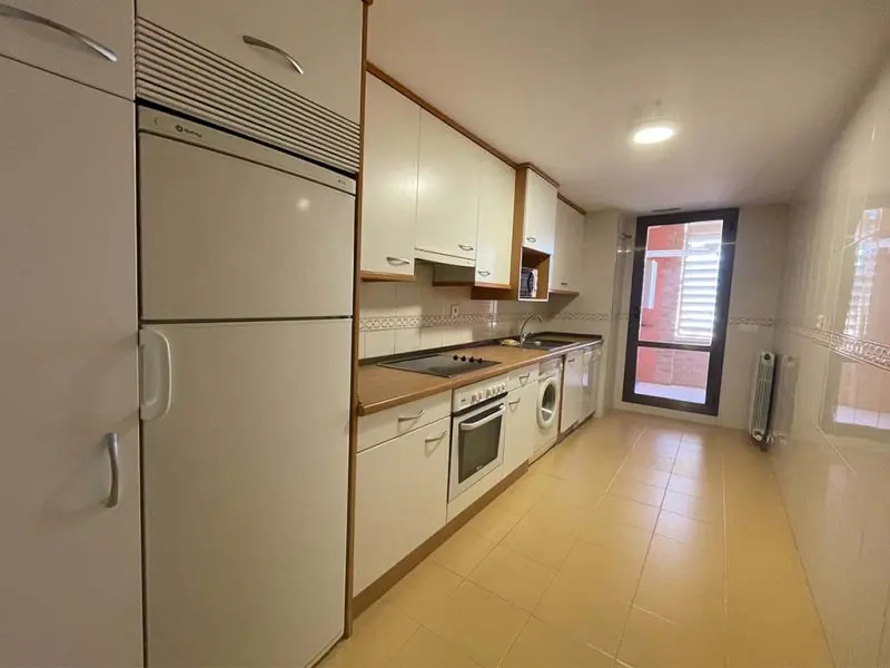 Apartamentos Zaragoza Suites El Pilar 3000