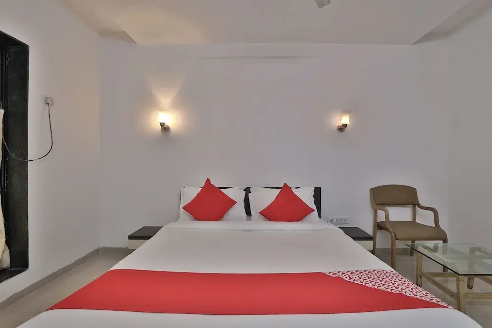 OYO 42415 Utkarsh Hotel