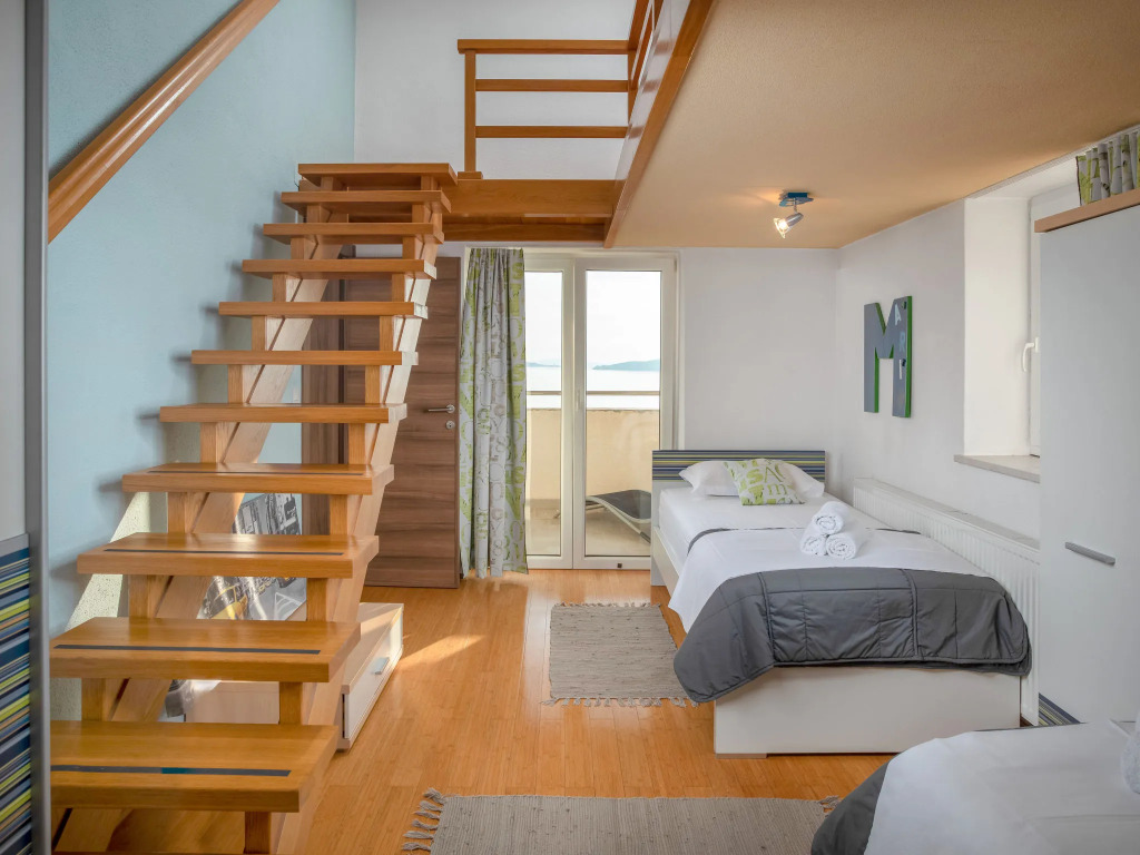 Three-Bedroom Holiday Home in Senj