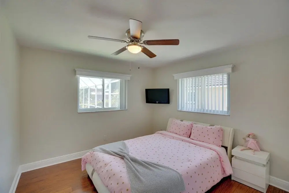 5 Mi to Beach: Canalfront Home in Cape Coral!