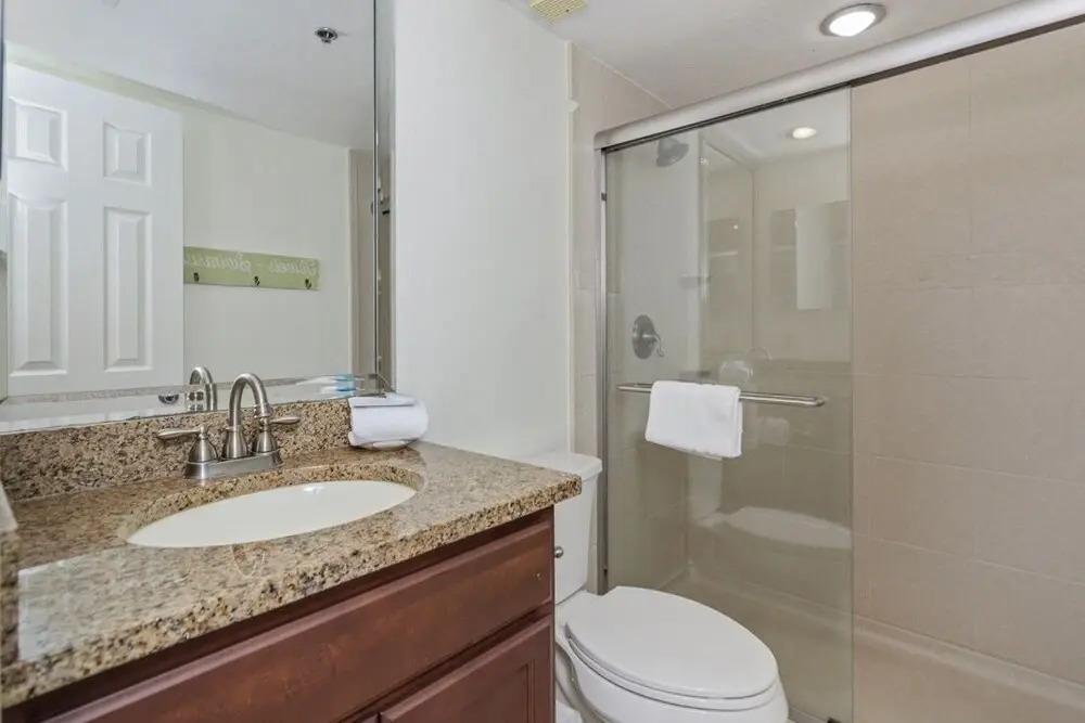 One Seagrove Place Unit 907 2 Bedroom Condo by Redawning