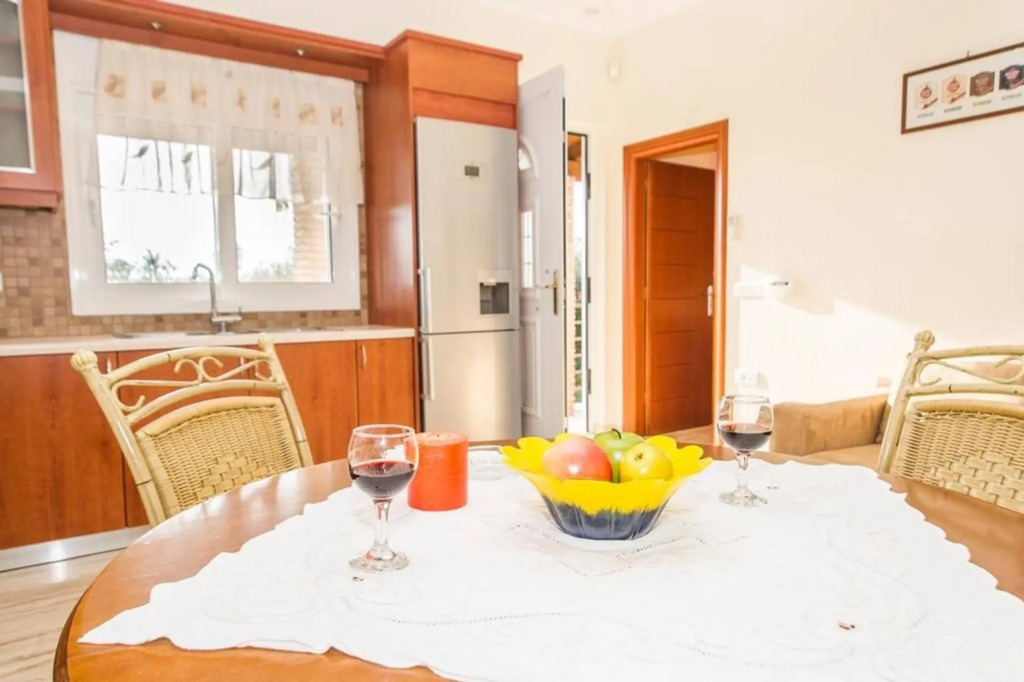 Cozy flat in an olive grove 1.5km to a sandy beach