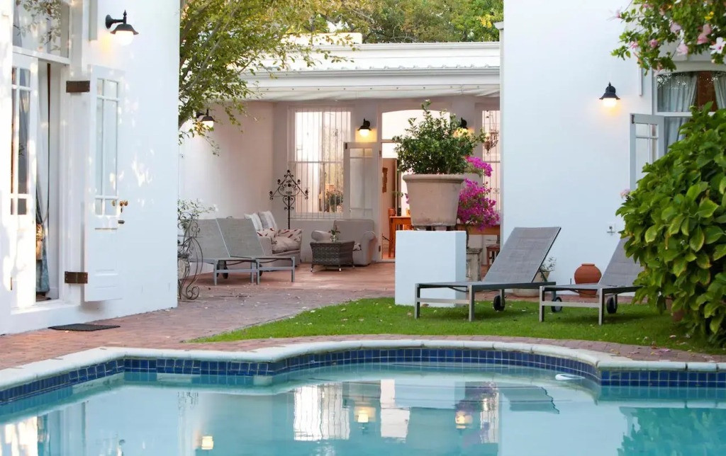 22 Die Laan Guest House