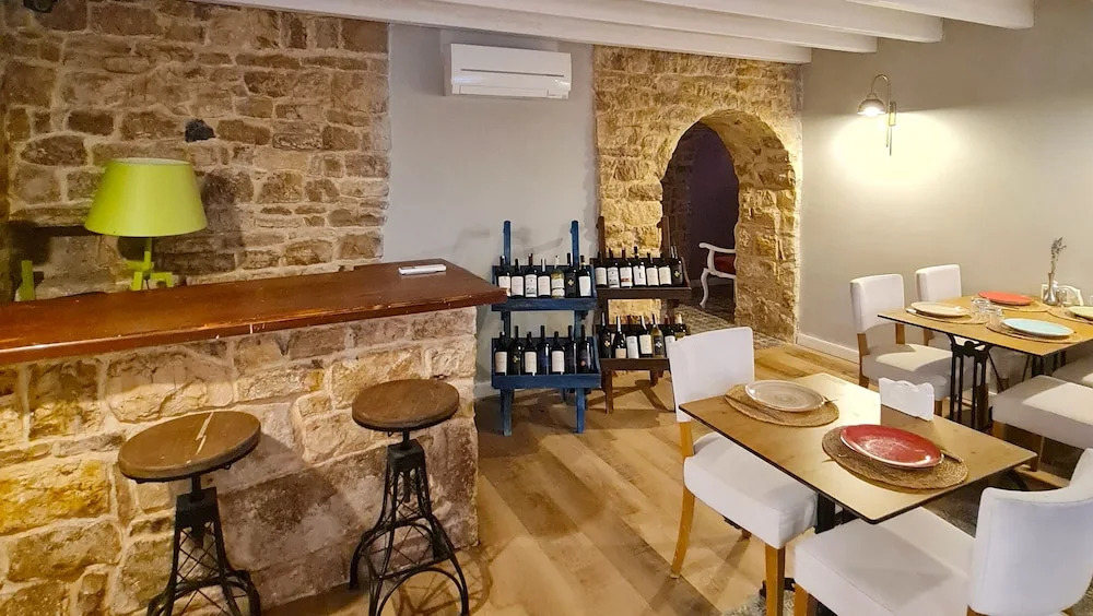 Otel Naturla Göl Evi