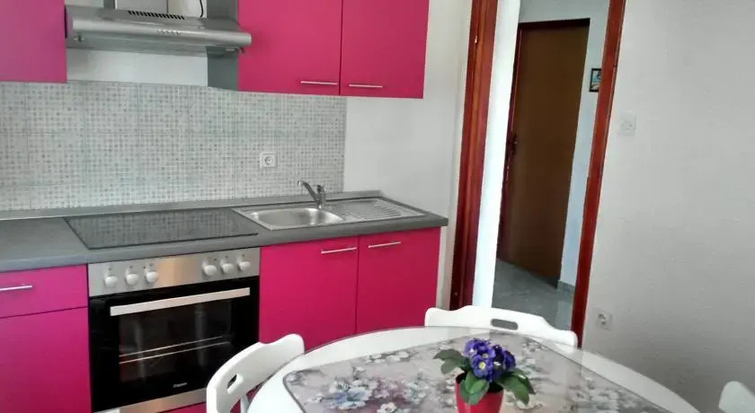 Apartments Lujić