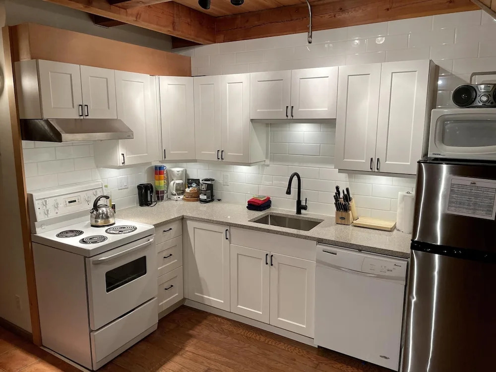 Black Bear Cottage
