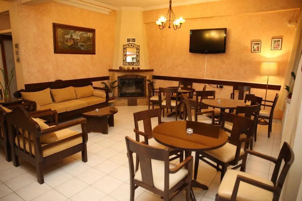 Anixis Hotel