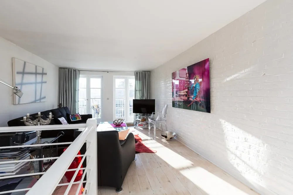 Exquisite and Chic 2 bed 2 Bath Flat in Chelsea