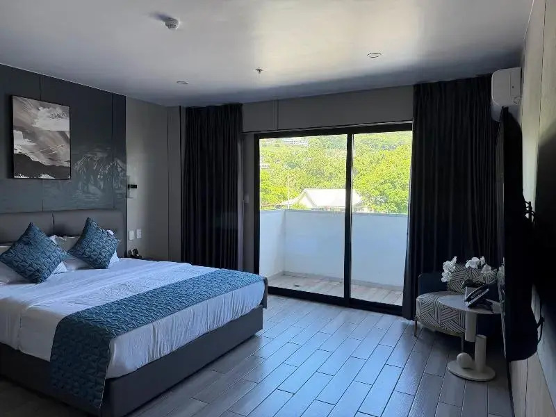 Taufusi Hotel