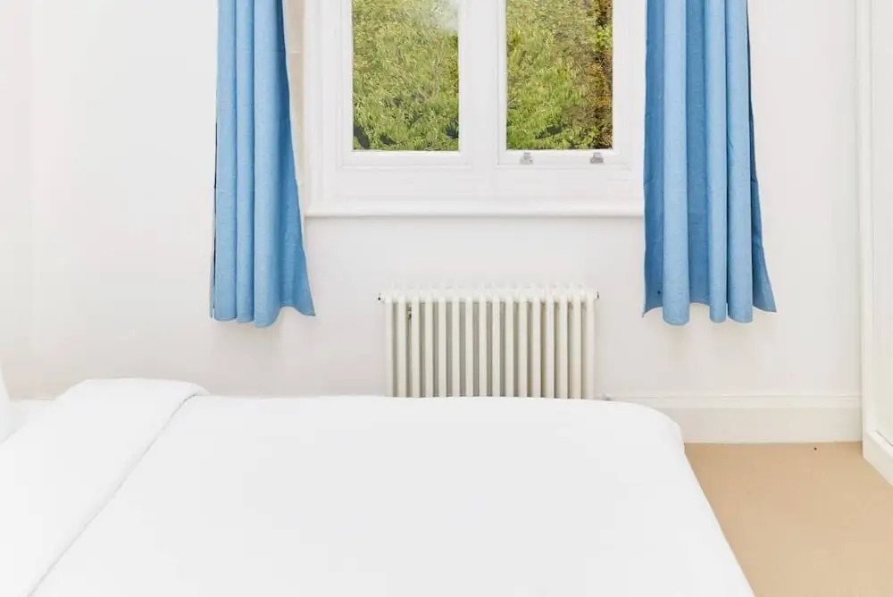 The Woolwich Retreat - Enticing 5bdr House With Parking