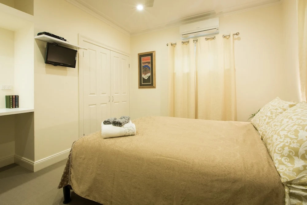 Number 38 Wilston Village