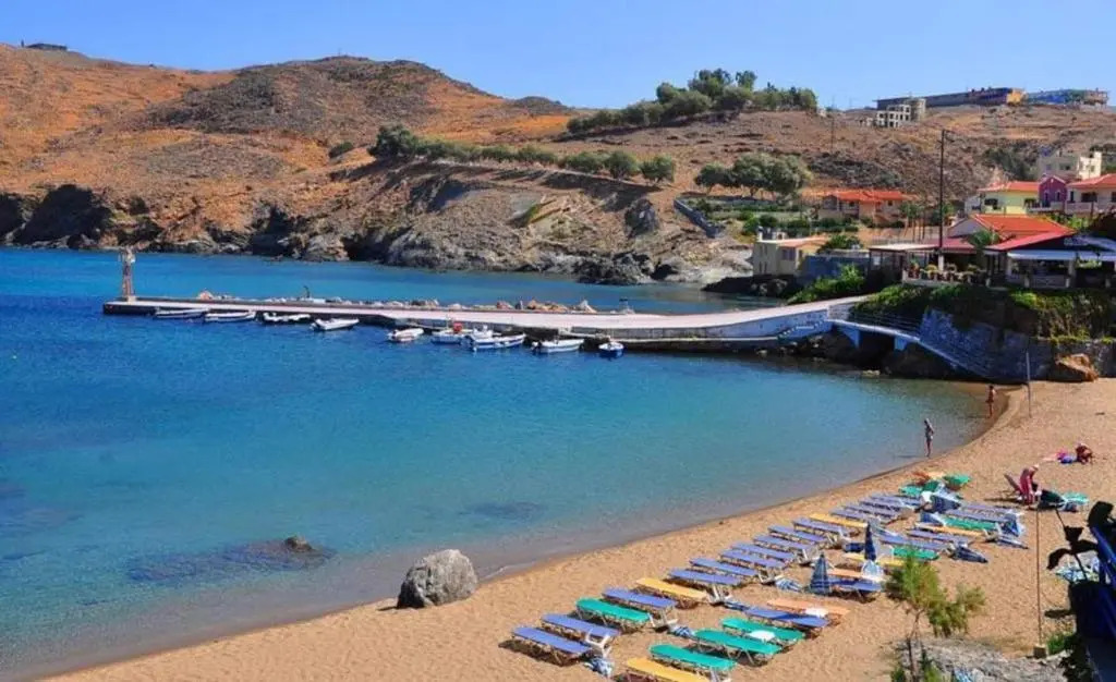 Eva home, 200m from the sea!