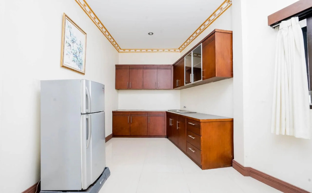 Oyo 230 Maleo Residence