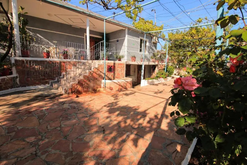 Zacaj Apartments