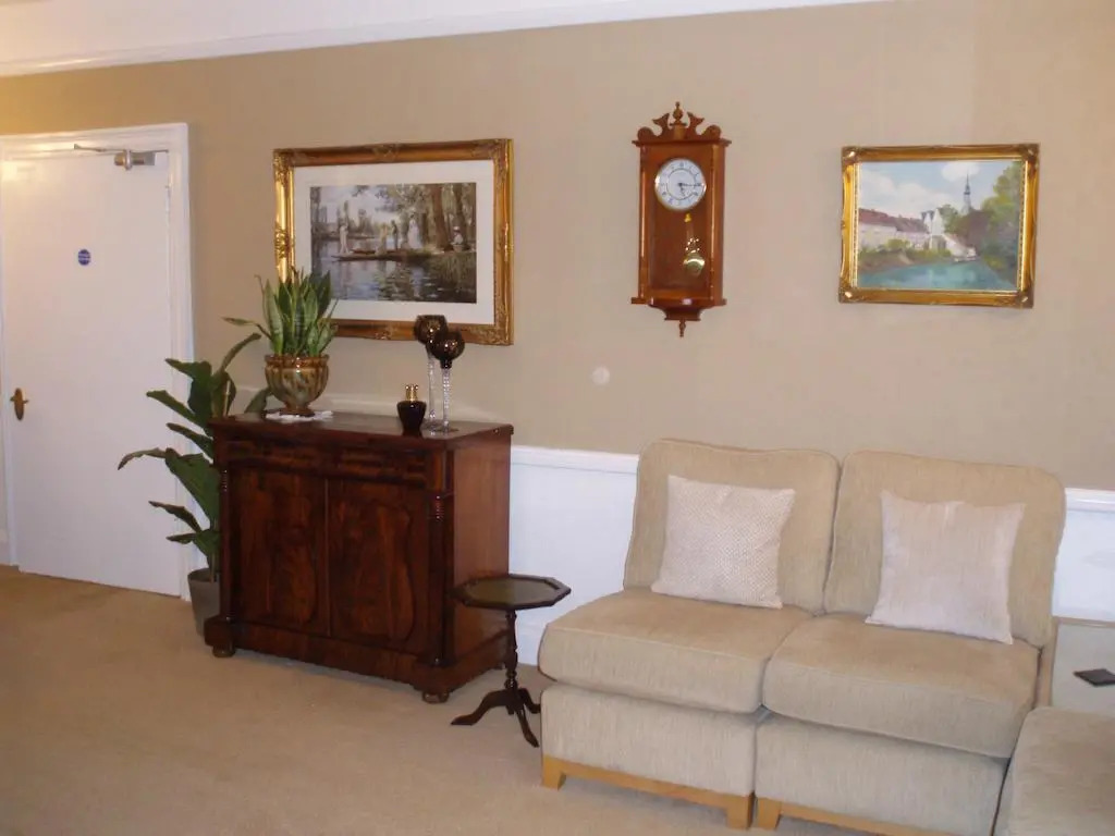Alcombe House Hotel