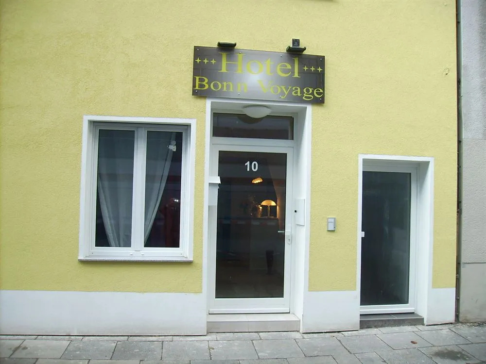Hotel Bonn Voyage