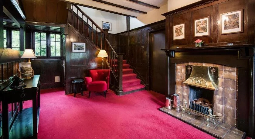 Glenbruar House