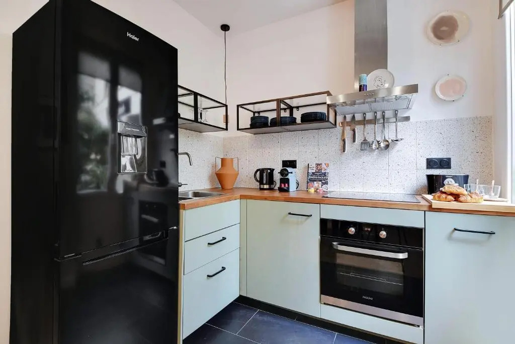 Authentic Apartment - 1br/4p - Bastille/voltaire
