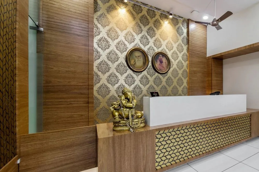 FabHotel Neelkamal - Chembur