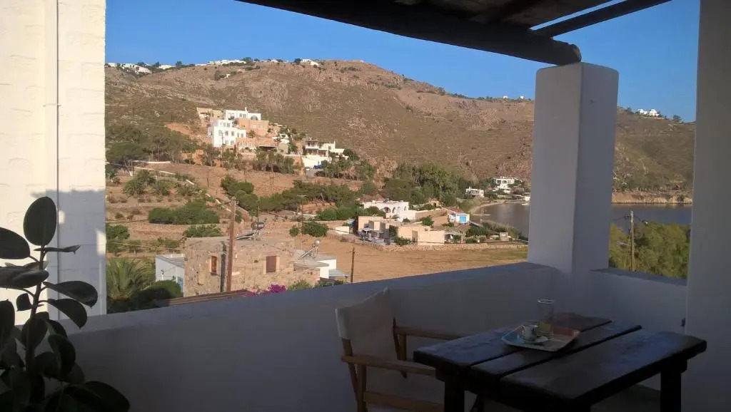 PATMOS Mathios Studios- apartments