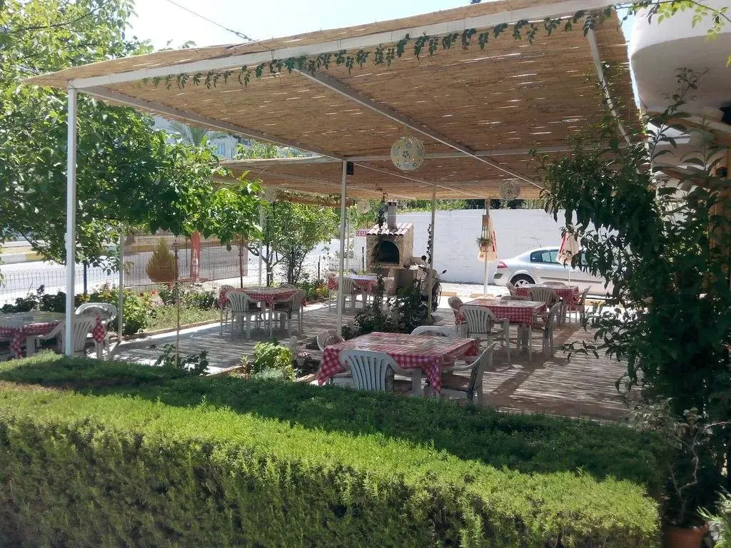 Pansiyon And Cafe Seker