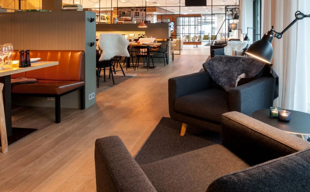 Отель Courtyard by Marriott Amsterdam Arena Atlas