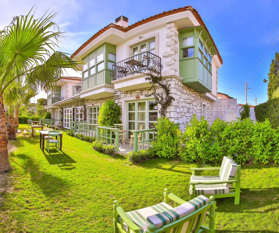 Palas Alaçatı