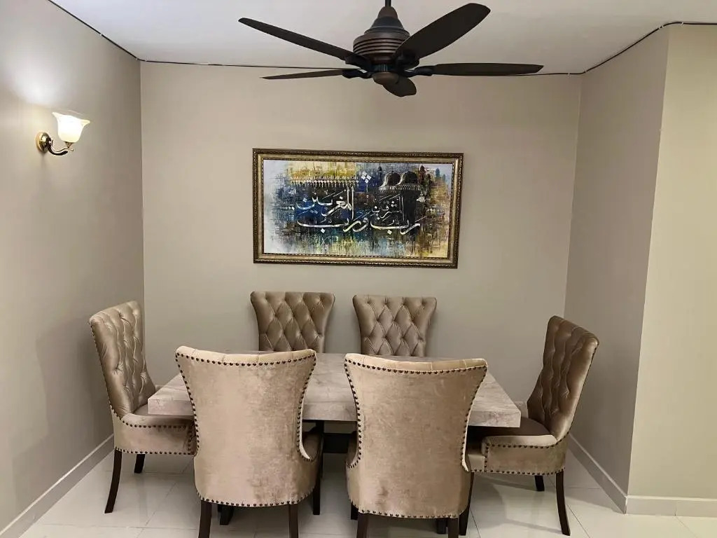 Super Deluxe three bedroom apartment
