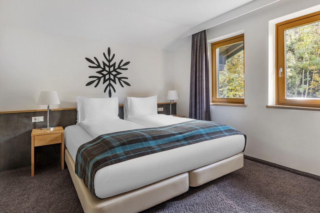 Alpine Club Resort