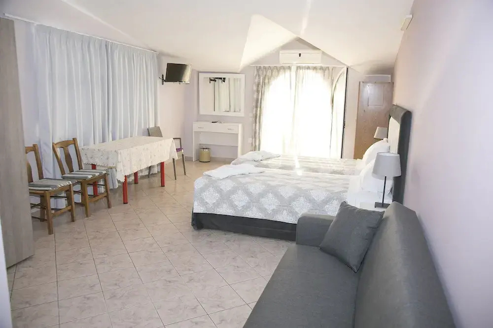 Zois Sea View Apartments in Lixouri
