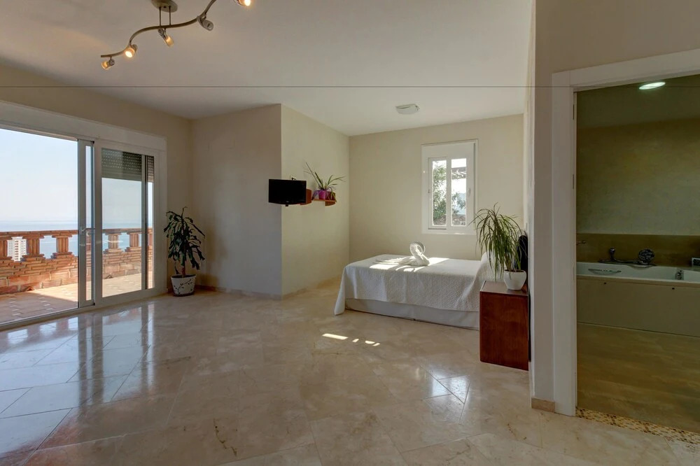 Villa Mirasol by Villa Plus