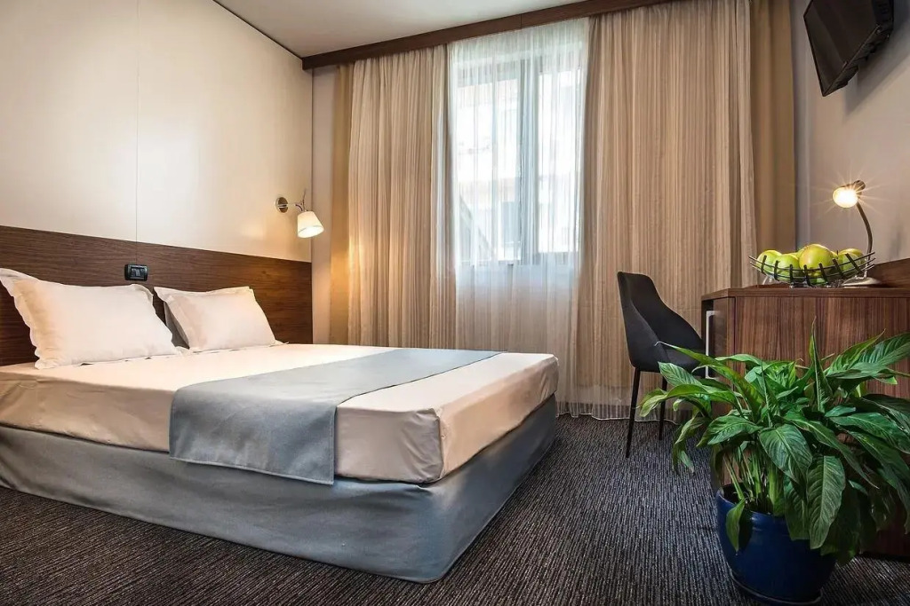 Uniqato Hotel