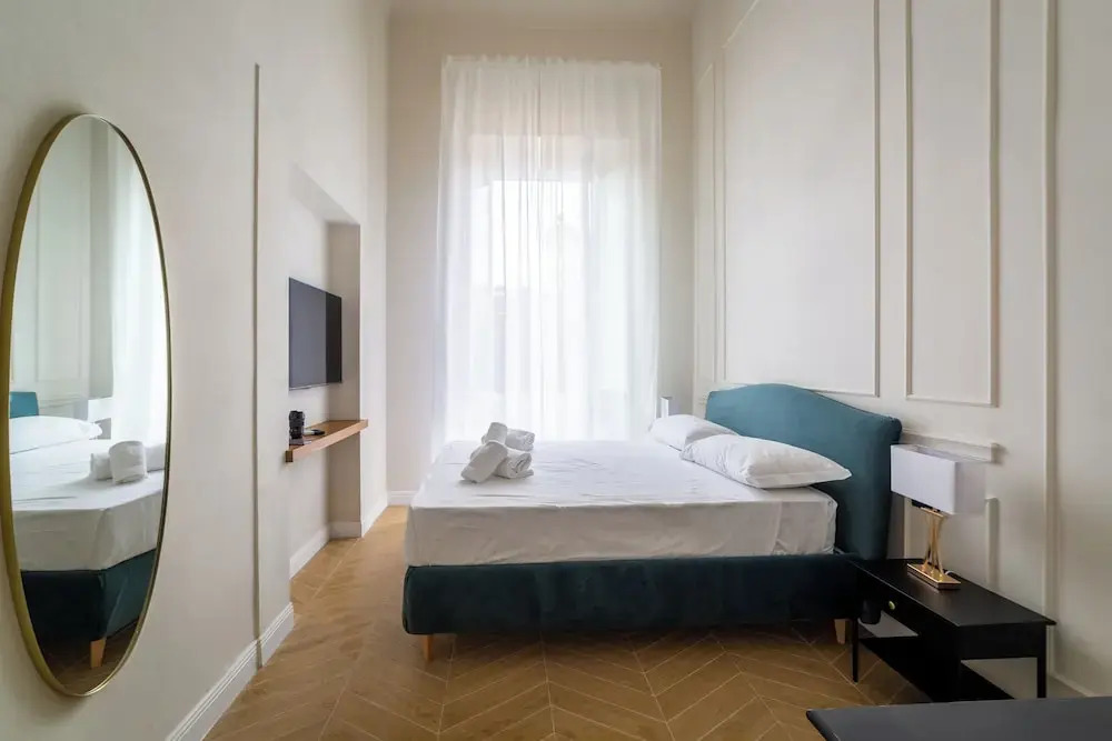Residenza dEpoca White Room