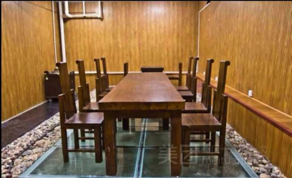Kaifeng Huaihuang International Youth Hostel