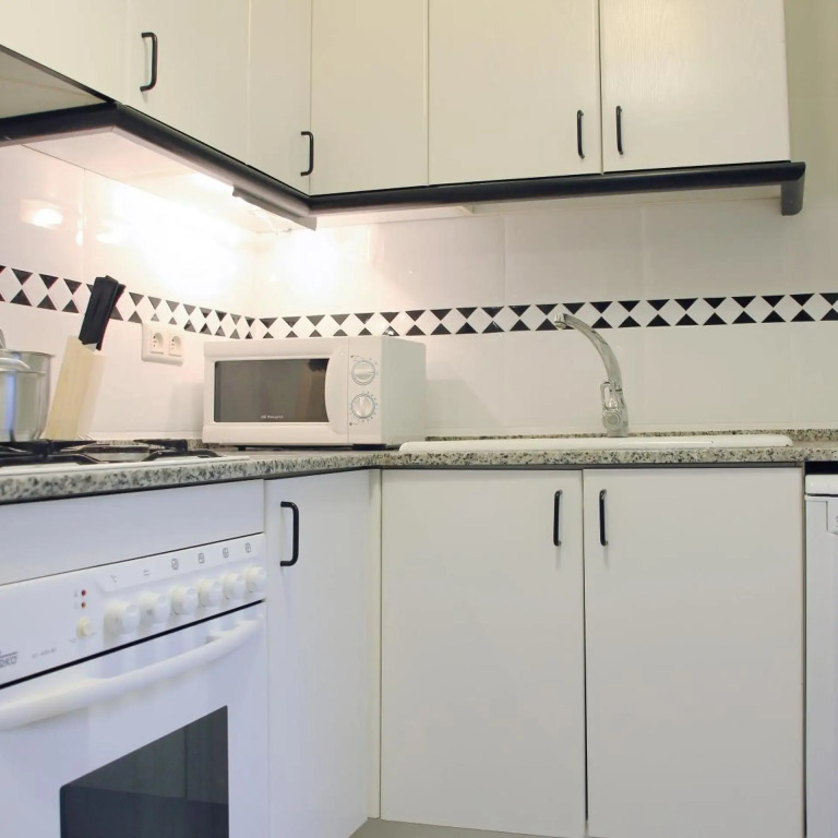 Alguera Apartments Napols