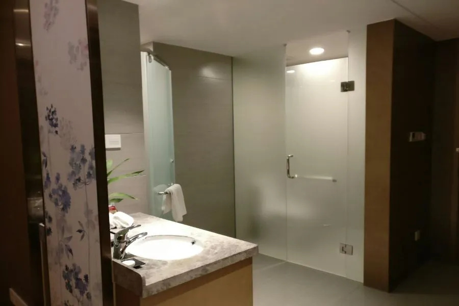 Heyuan Holiday Hotel
