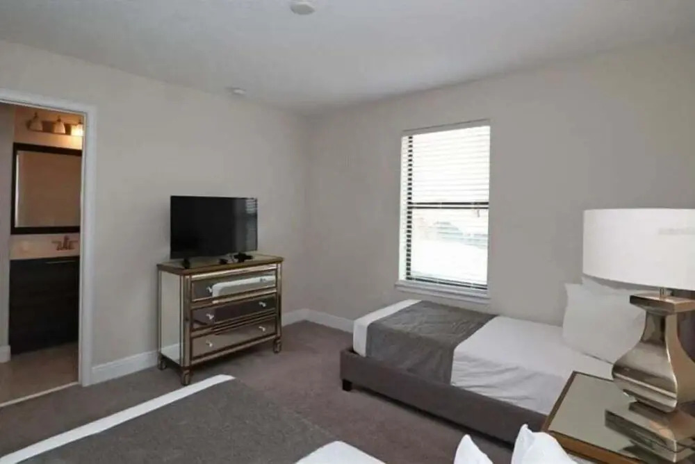 176cc-balmoral Resort 6 Bedroom Home