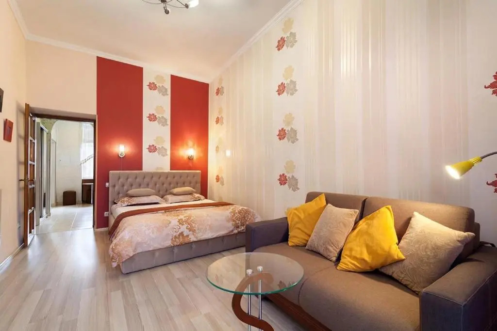 Queens Apartments4