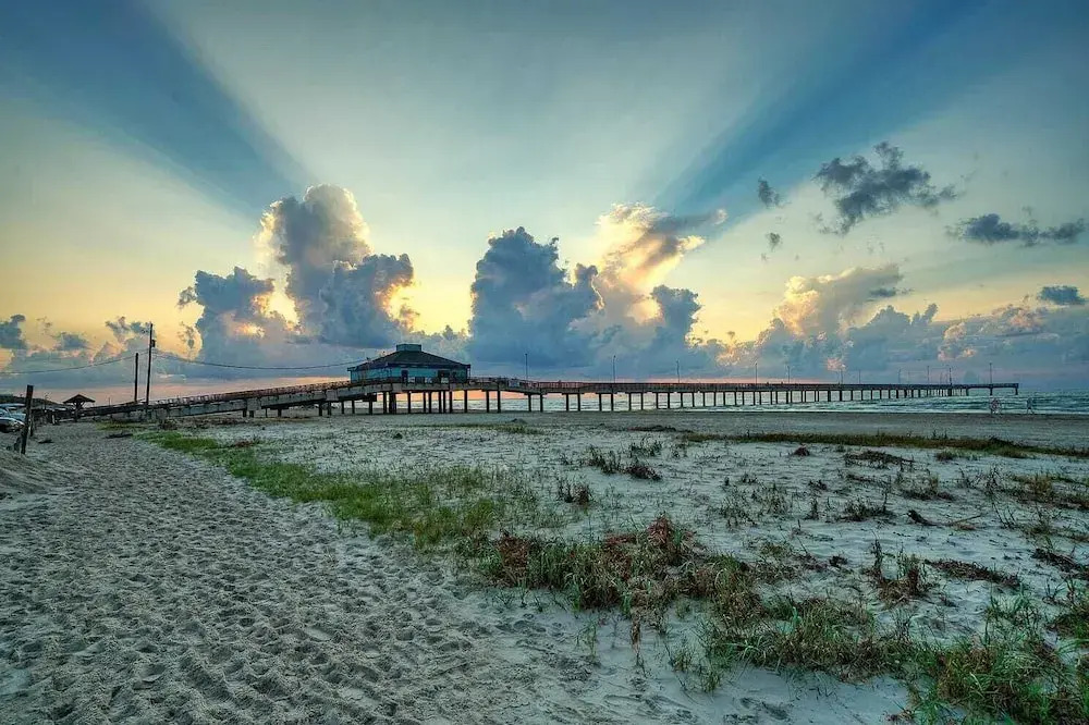 Sleeps 18, 2 Condos Beach Access, Pool, Views, Tennis + Pickleball Courts