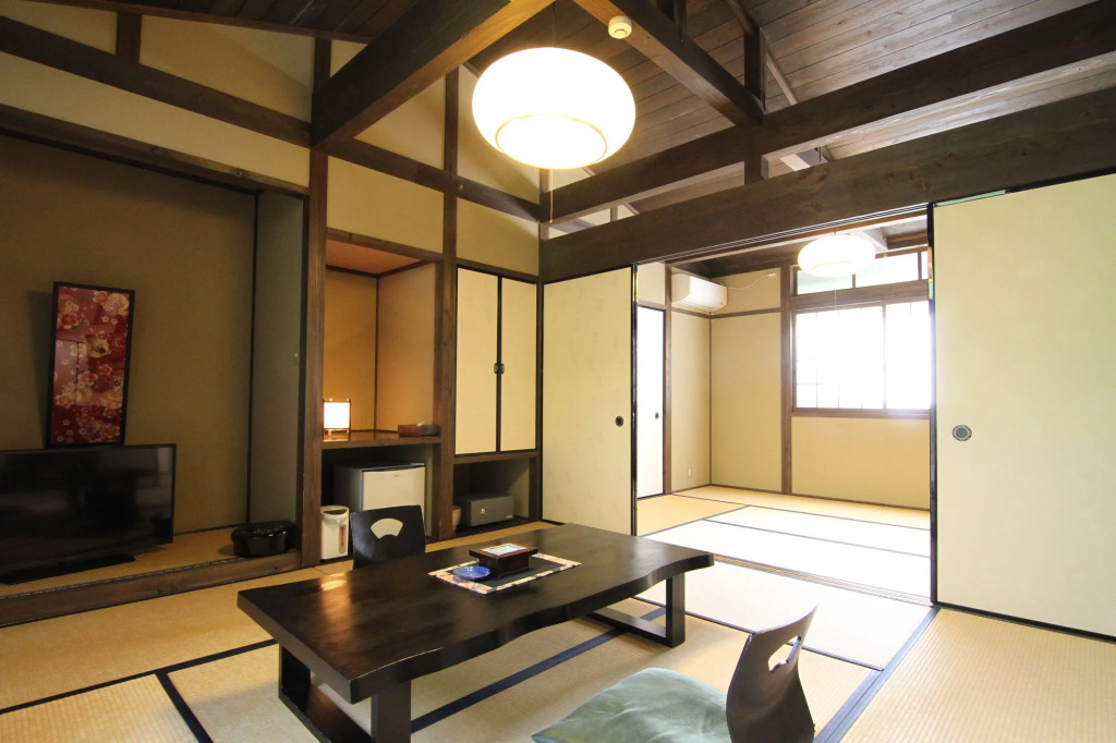 Yufuin Ryoan Wazanhou