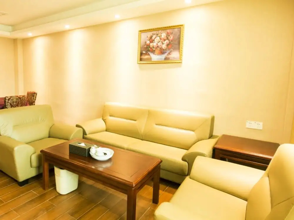 GreenTree Inn PuNing International Commodity City Hotel