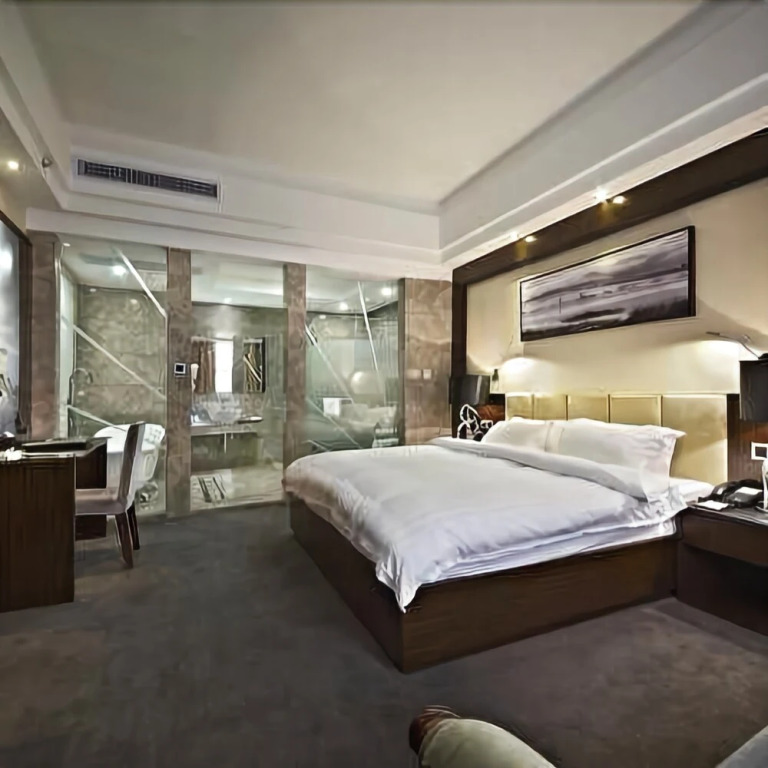 Platinum Crystal Hotel
